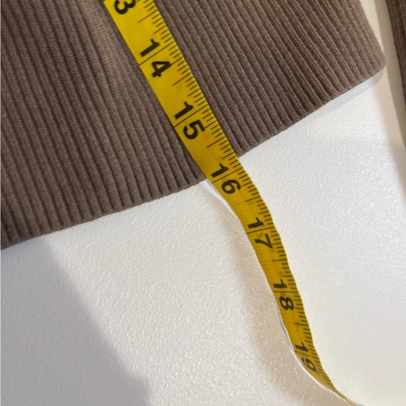 brandy melville chcolate brown ribbed quarter button down sweater - Picture 8 of 8